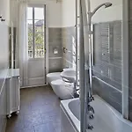 M クラブ デ ラックス B＆b 4*