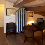 Bed and Breakfast M Club De Luxe