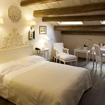 B&B M Club De Luxe 4*