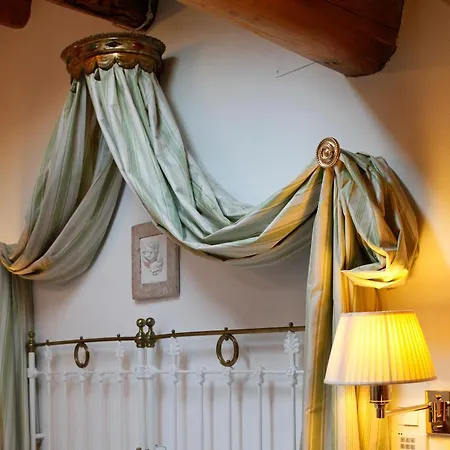 M Club De Luxe 2* Rawenna