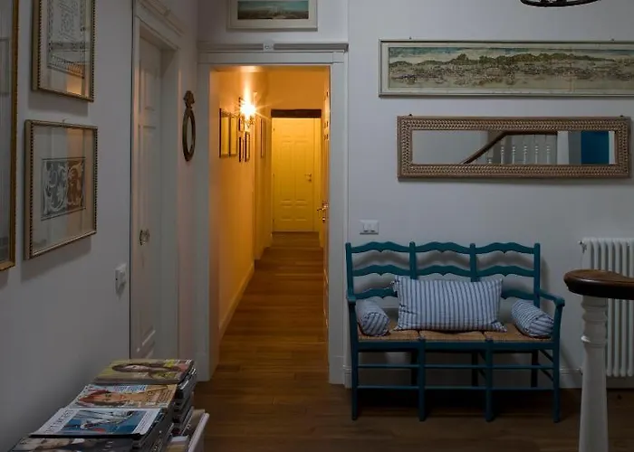 Bed & Breakfast M Club De Luxe